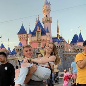 Meet your Posher, Donovin